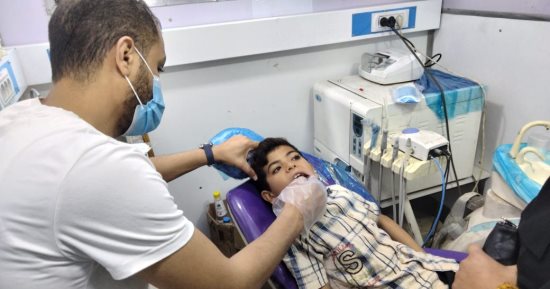 توقيع الكشف الطبى على 719 طفلاً خلال مبادرة "أطفال أصحاء" بالبحيرة