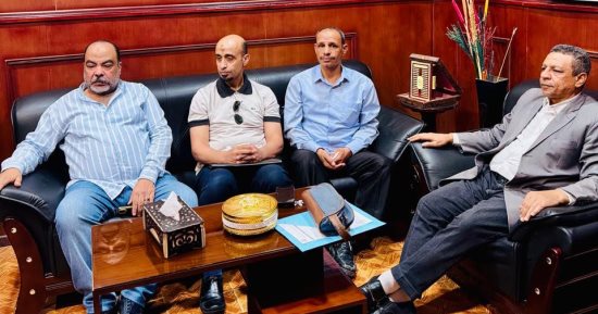 مدير تعليم سوهاج يبحث إطلاق مسابقة «فرسان القراءة في نصر أكتوبر»