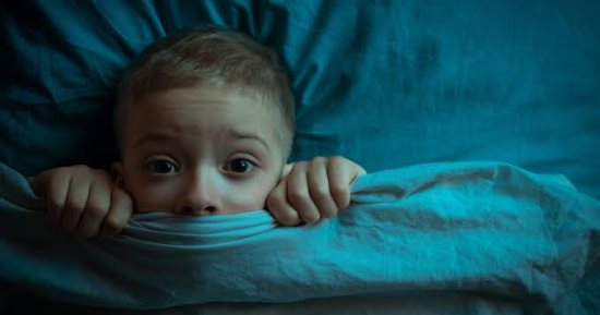 تفسر حلم الطفل الخائف.. ماذا يخبرك عن احتياجاتك العاطفية؟