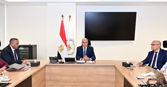 وزير الرى: تكويد وتحديث منظومات تطهير المجمعات والحقليات