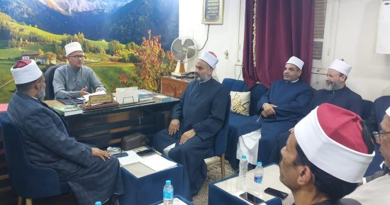 مدير أوقاف سوهاج يجتمع بمديري الإدارات لمتابعة خطة العمل الدعوي