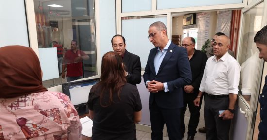 محافظ الجيزة يتابع انتظام العمل بالمركز التكنولوجى بحى جنوب
