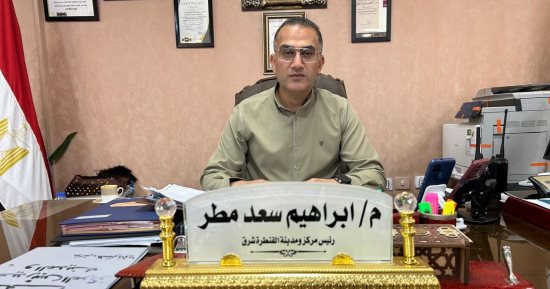 تطوير وتجميل المنطقة الموازية لقناة السويس واستكمال رصف أكبر شوارع القنطرة شرق