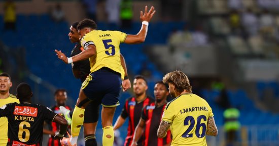 الرياض ضد النصر.. العالمى يتفوق بثنائية العمرى وأنجيلو بالشوط الأول