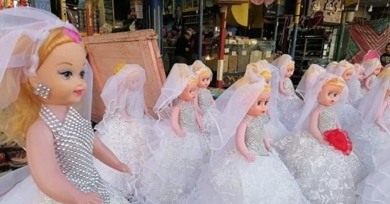 5 أبراج نسائية تفضل شراء عروسة المولد لنفسها كل عام.. مش بتستناها من حد