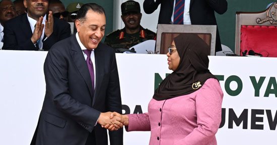 نيابة عن الرئيس السيسي.. مدبولي يشارك فى افتتاح سد ومحطة جوليوس نيريري المنفذ من التحالف المصري بـ2.9 مليار دولار وطاقة توليد للكهرباء 2115 ميجاوات.. رئيس الوزراء: مصر مستعدة لمواصلة التعاون مع الأشقاء بأفريقيا