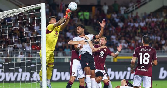 تعادل سلبى بالشوط الأول من مباراة ميلان ضد تورينو في الدوري الإيطالي