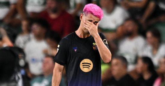 برشلونة يكشف طبيعة إصابة جافي