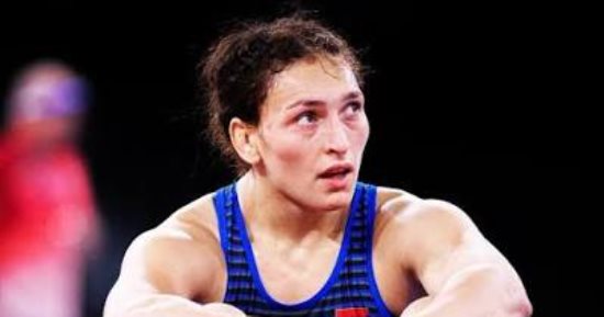 سمر حمزة تتأهل إلى نهائي المصارعة في دورة ألعاب البحر المتوسط