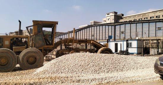 رفع كفاءة شوارع بولاق الدكرور وتهيئة المنطقة أسفل محور كمال عامر.. صور