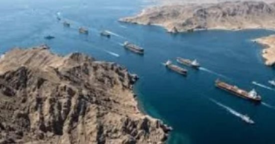 خبير عسكري: إيران تستطيع منع أمريكا من الانفراد بالسيطرة على مضيق هرمز