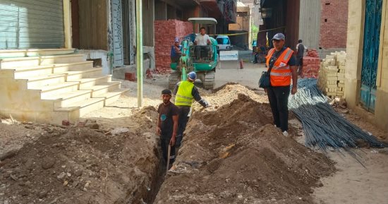 بدء تنفيذ شبكات الغاز الطبيعى بمنطقة سيتى فى سوهاج لخدمة 4 آلاف وحدة سكنية