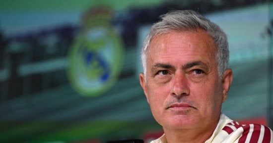 مورينيو يشن هجوما على التحكيم بعد خسارة ريال مدريد أمام أتلتيكو