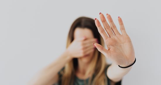 6 أبراج تتخطى الإكس وتبدأ من جديد.. ترفض التعلق بالماضى