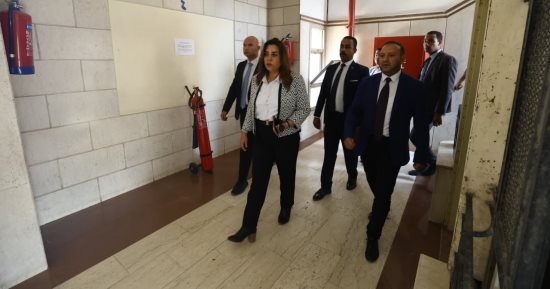 منال عوض تتفقد فرع «شئون البيئة» بالقاهرة الكبرى وتوجه برفع كفاءة المعامل