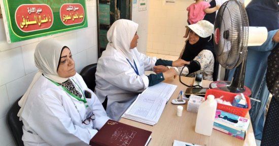 صحة كفر الشيخ: تقديم 3838 خدمة طبية مجانية لـ1517 حالة بقرية الكرادوة بدسوق