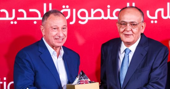 فرع الأهلي بالمنصورة الجديدة يكرم أوائل الثانوية العامة في 4 محافظات 