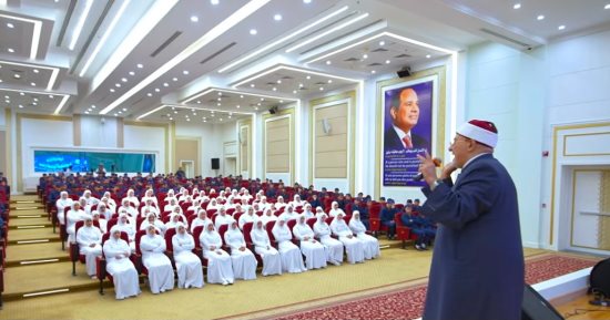 الداخلية تنظم فعاليات دينية بمناسبة ذكرى المولد النبوى بمراكز الإصلاح