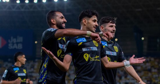 تعادل مثير في الشوط الاول من مباراة النصر ضد التعاون
