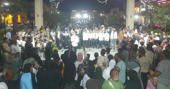 بالأغانى الدينية.. "شارع الفن" بأسوان يحتفى بذكرى المولد النبوى (صور)