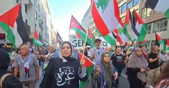 مظاهرات فى برلين للمطالبة بحظر صادرات الأسلحة الألمانية إلى إسرائيل