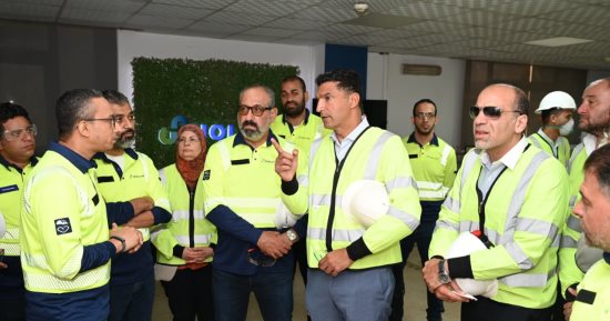 وزير الصناعة يؤكد أهمية الأسمنت في دعم التصدير والتنمية
