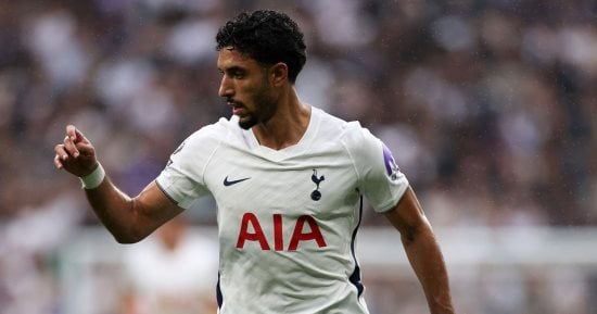 مرموش أساسيا فى تشكيل مباراة نوتينجهام فورست ضد توتنهام بالدوري الإنجليزي