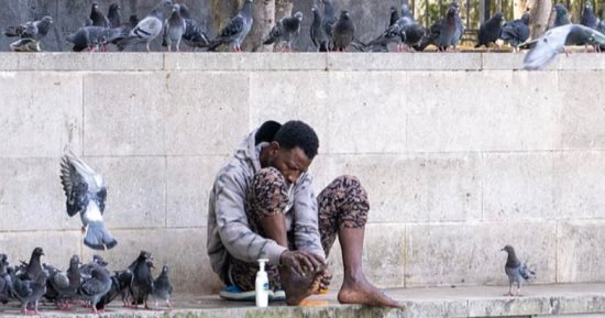 الوجه الآخر لعاصمة الضباب.. مشردون فى شوارع لندن بجوار فنادق فاخرة بملايين الإسترلينى