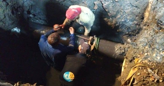 إصلاح كسر مفاجئ بخط طرد رافع الصرف الصحي رقم 2 بدسوق