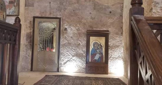 مركز سمالوط شمال المنيا.. جزء من تاريخ قديم يروى حكاية عروس الصعيد.. يضم واحدة من أقدم الكنائس وتشرفت باستقبال العائلة المقدسة.. وأقدم المآذن تجاوز عمرها 1000 عام.. ومنها نقلت بعض أحجار الاهرامات.. صور