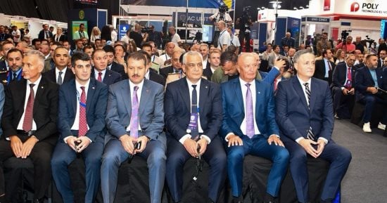 جمبلاط يشارك في افتتاح معرض الدفاع الأول درع البلقان 2026