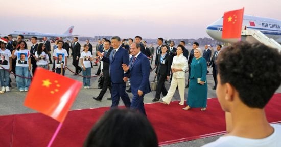 التعاون المصري الصيني يقفز بمستقبل النقل والموانئ الجافة 