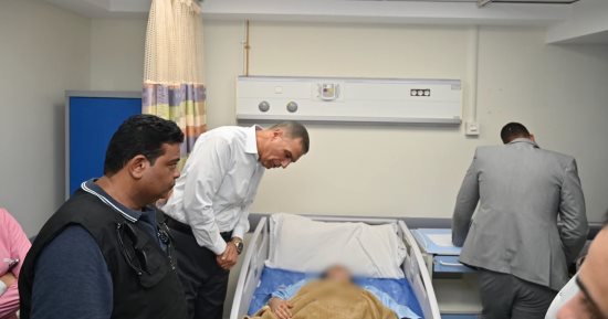 22 حالة وفاة و28 مصابا.. محافظ جنوب سيناء يتابع تداعيات حادث طريق دهب – نويبع