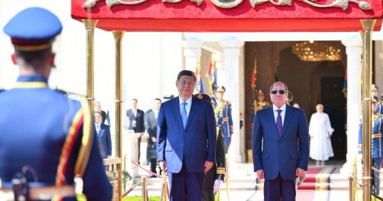 زيارة تجاوزت التعاون الثنائى.. العلاقات المصرية الصينية تسهم فى استقرار العالم.. القاهرة تمتلك صوت هام وشى قدم مقترحا أمنيا جديدا للشرق الأوسط.. والرئيس السيسي ونظيره الصينى يبعثان رسالة سلام من المتحف الكبير