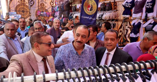 محافظ سوهاج يفتتح معرضى أهلا مدارس بالمراغة وساقلتة