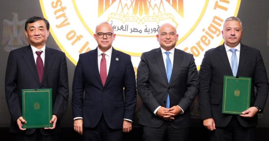 توقيع خطاب نوايا مع «ZC Rubber» الصينية لدراسة إقامة مجمع متكامل لتصنيع الإطارات