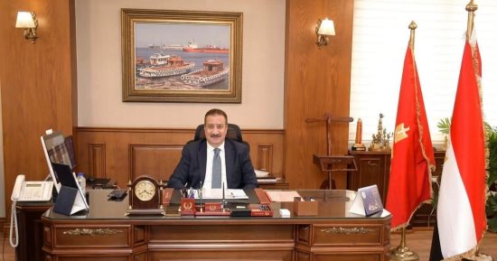 محافظ بورسعيد يصدق على إيقاف مطعم بقرية سياحية غرب بورسعيد 