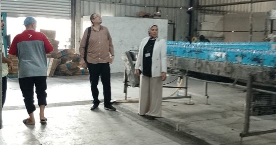 سلامة الغذاء تكثف الرقابة على المياه المعبأة.. وتتحفظ على 3 آلاف طن وغلق مصنعين
