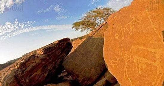 صخور شاهدة على العصور.. مخربشات ورسومات للفراعنة والرومان بجبال شلاتين