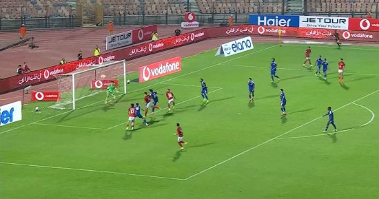 ياسر إبراهيم يقود الأهلي لفوز قاتل على سموحة ويمنحه العلامة الكاملة بالدوري