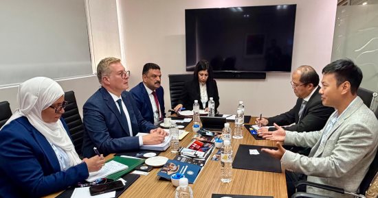 وزير البترول يفتح قنوات جديدة مع كبرى شركات التعدين العالمية في بيرث
