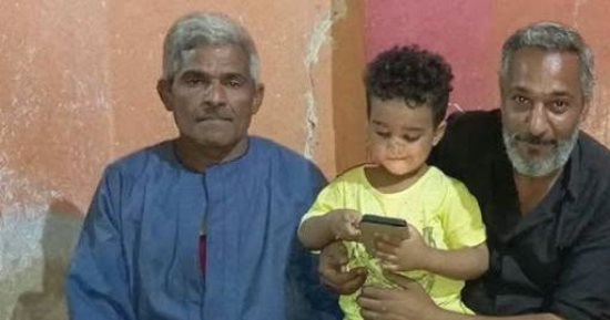 الطب البيطرى يتحرك للتعامل مع كلب مسعور عقر طفل في أرمنت الحيط.. صور