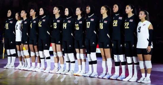 وزير الرياضة يهنئ منتخب سيدات الطائرة بعد التتويج ببطولة أفريقيا والتأهل للأولمبياد