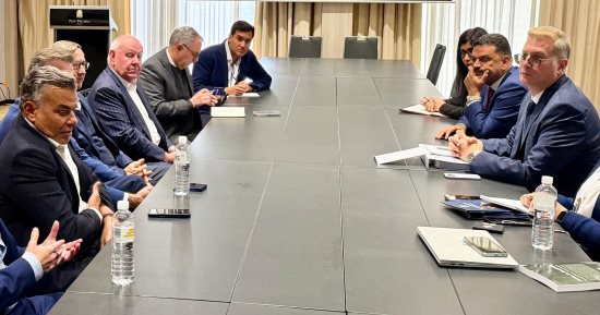 وزير البترول يستعرض فرص التعدين في مصر أمام كبار المستثمرين الأستراليين