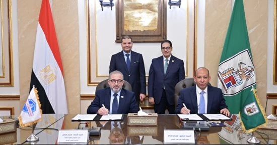 جامعة القاهرة والتأمين الصحي الشامل توقعان بروتوكول تعاون 