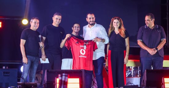 بركات وسعد سمير يشاركان فى تكريم أوائل الثانوية بفرع الأهلى بالمنصورة الجديدة