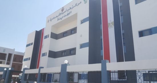 كنا فين.. وبقينا فين؟ «الأبعادية» تحكى قصة الجمهورية الجديدة من قلب البحيرة.. من قرية منسية تعانى التهميش إلى أيقونة «حياة كريمة».. 80 مشروعا جديدا تغير ملامح المكان من الخدمات الطبية إلى شبكات الإنترنت
