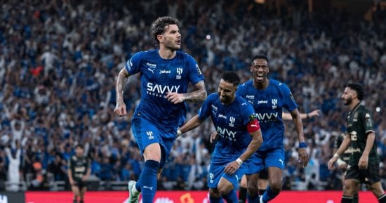 الهلال يبحث عن الانتصار السادس على التوالي فى الدوري السعودي أمام نيوم