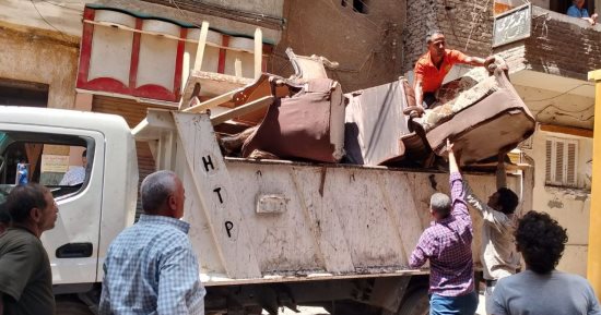 حملات لإزالة الإشغالات بشوارع الشرقية تزامنا مع الاحتفالات بالعيد القومي