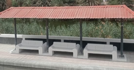 الهيئة القومية لسكك حديد مصر تكشف حقيقة مستوى مقاعد المحطات.. صور